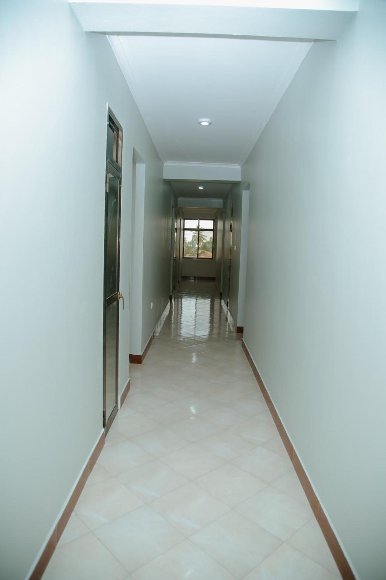 Fq Hotel Dar es Salaam Esterno foto